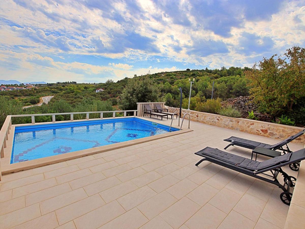 Holiday Home Villa Tonka By Interhome Sutivan Kültér fotó